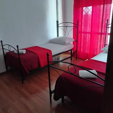Appartamento Con Due Camere Pressi Eur Roma Exterior foto